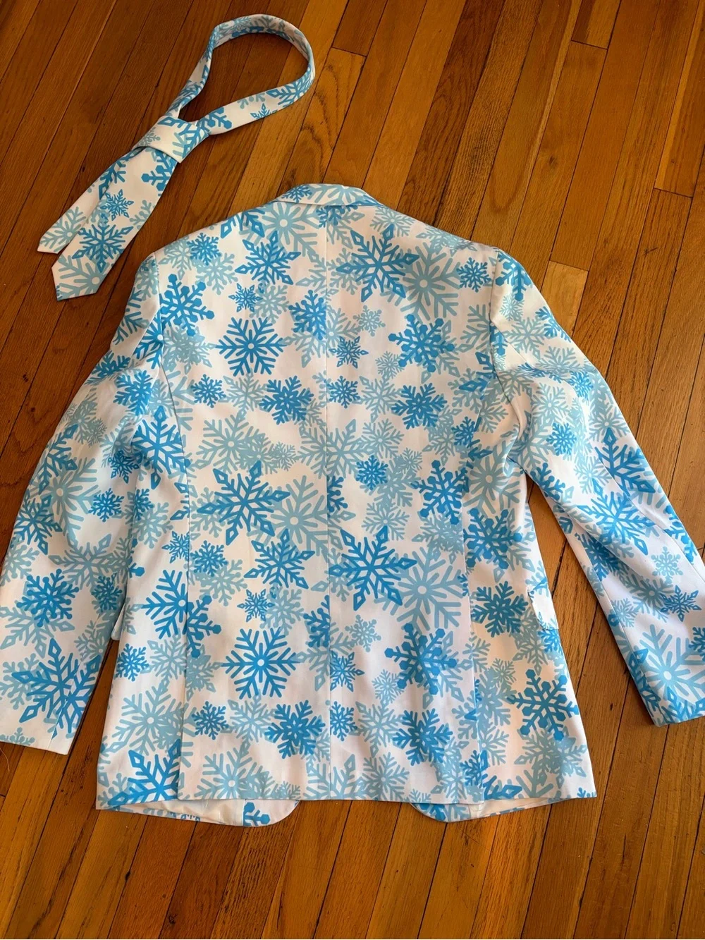 Shinesty The Millennial Snowflake Men's Christmas Party Blazer & Tie Sz 42